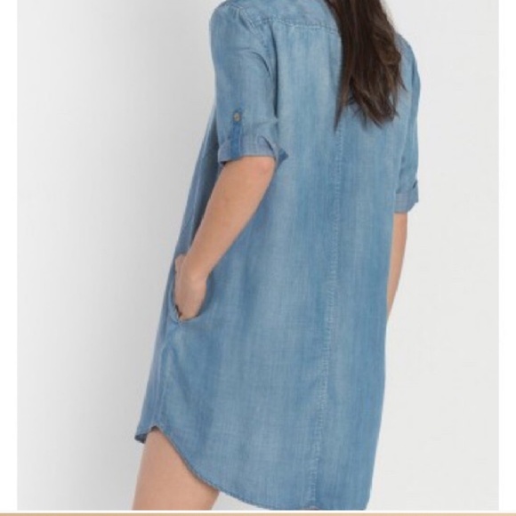 Velvet Heart Dresses & Skirts - Chambray Shift Dress
